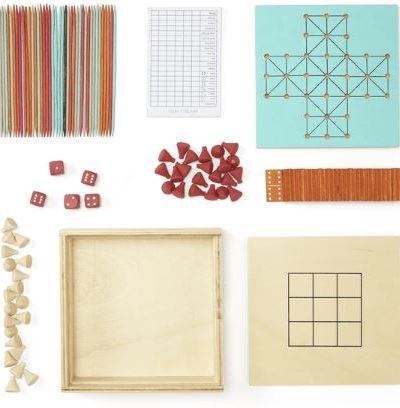 Holzspielzeug / Brettspiele - Set