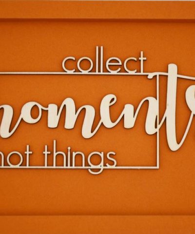 Holzschrift im Karton / Collect Moments...