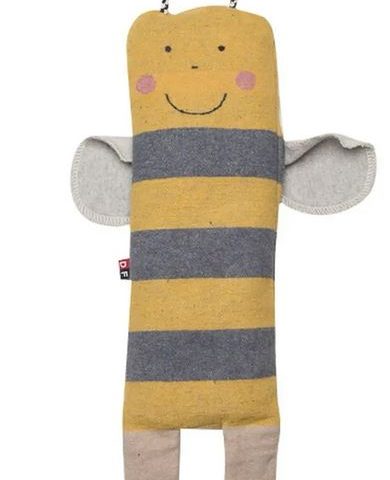 Decke in der Puppe / Biene