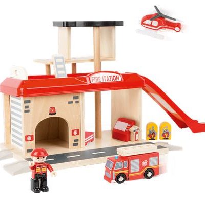 Holzspielzeug / Feuerwehrwache